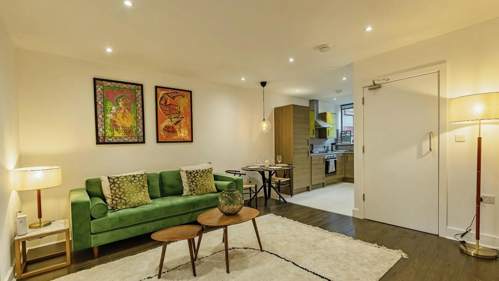 New Stylish 2 Bed 2 Bathrooms Flat Next To Canal Londen 0*,  Verenigd Koninkrijk